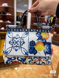 Picture of Dolce Gabbana Handbags _SKUfw201542833fw